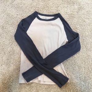 BRANDY MELVILLE BASEBALL COLORBLOCK LONGSLEEVE